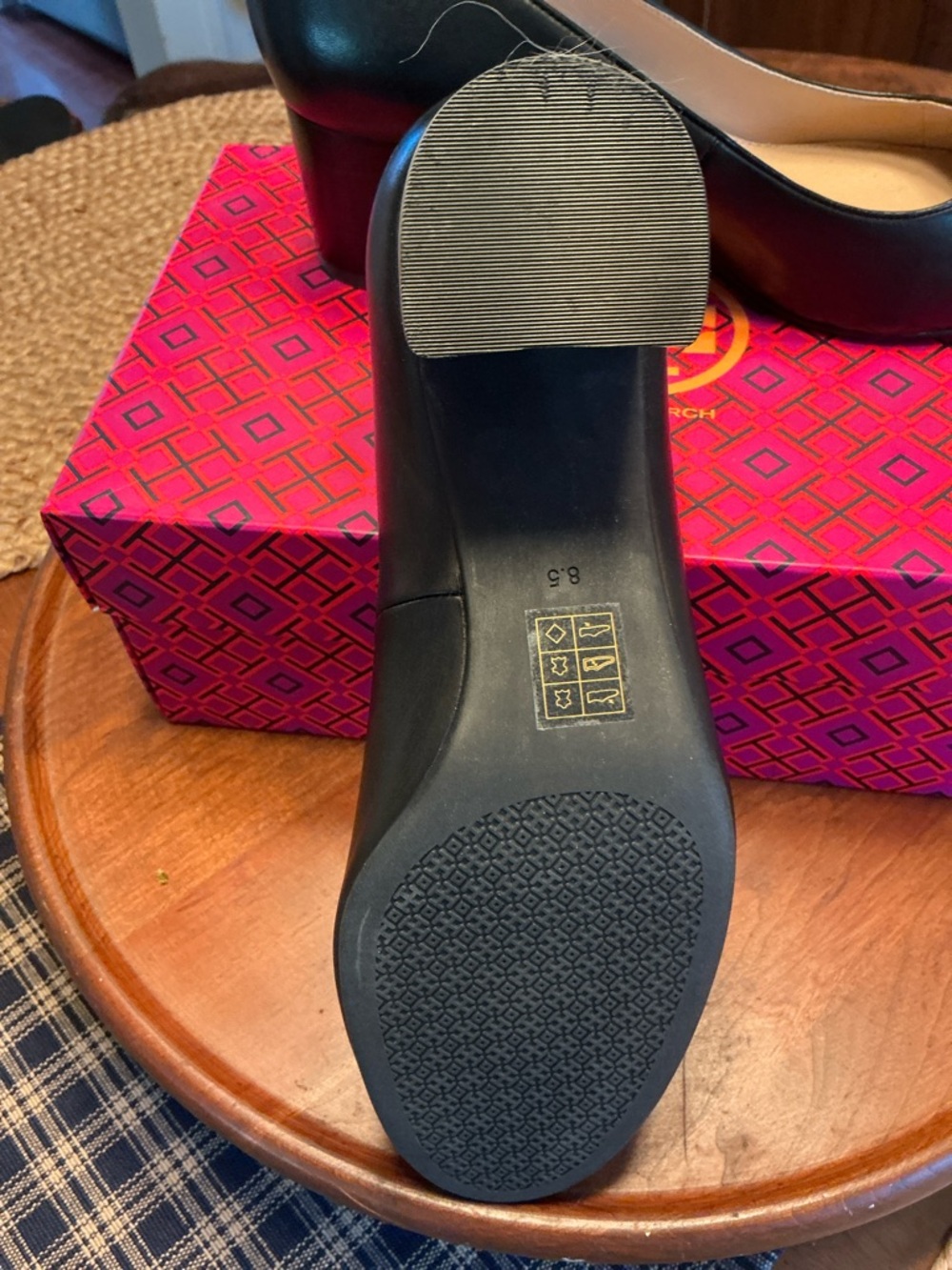Tory Burch Janey 50MM Pump/Calf Leather - Picture 3 of 4
